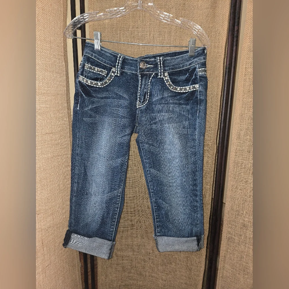 Women's Miss Chic Usa Stylish Blue Women's Jean Capris Bling Size 5 - Picture 2 of 16